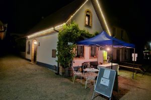 U vína při měsíčku