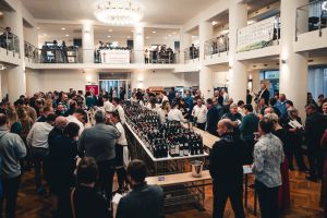 Promenáda červených vín